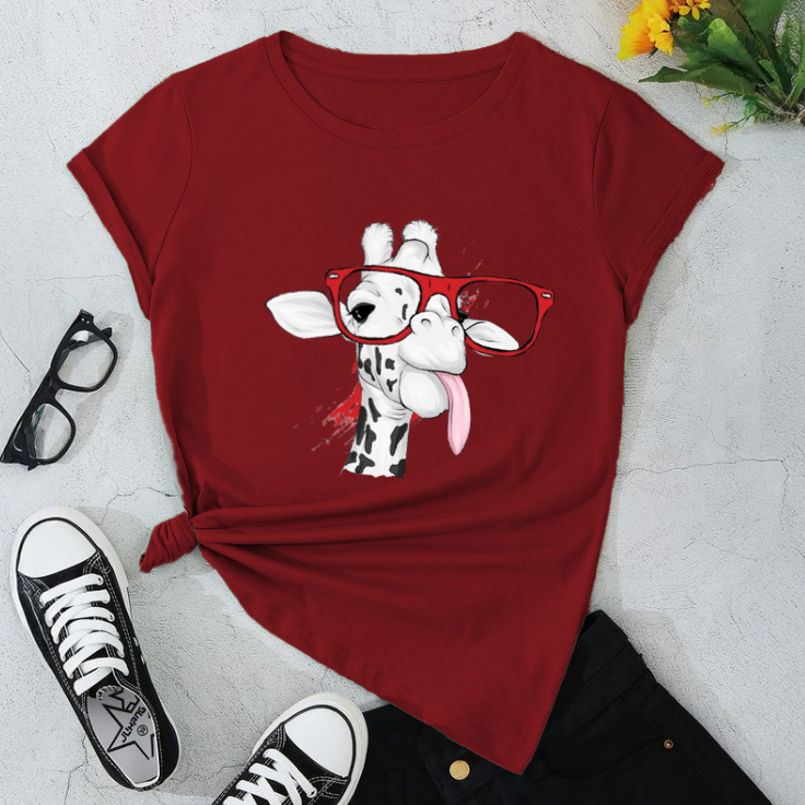 Cute Giraffe Graphic T-Shirt