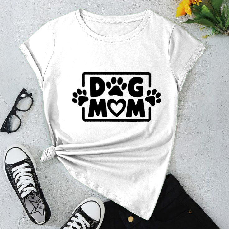 Dog Mom Unisex Softstyle T-Shirt